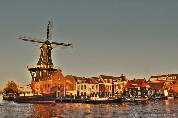 Haarlem De Adriaan windmill at sunset