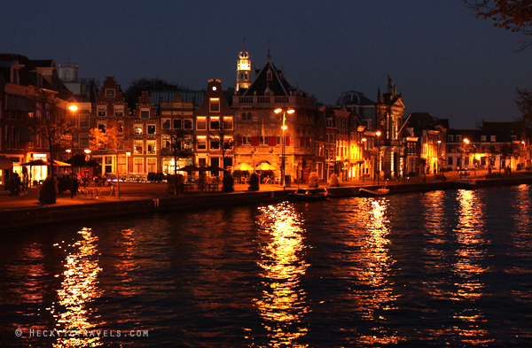 Haarlem riverfront at night