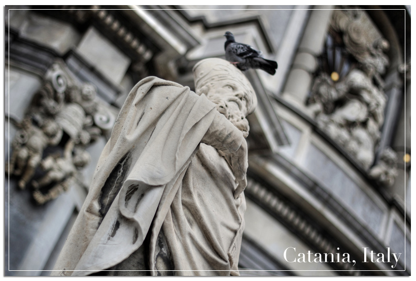 Catania statue