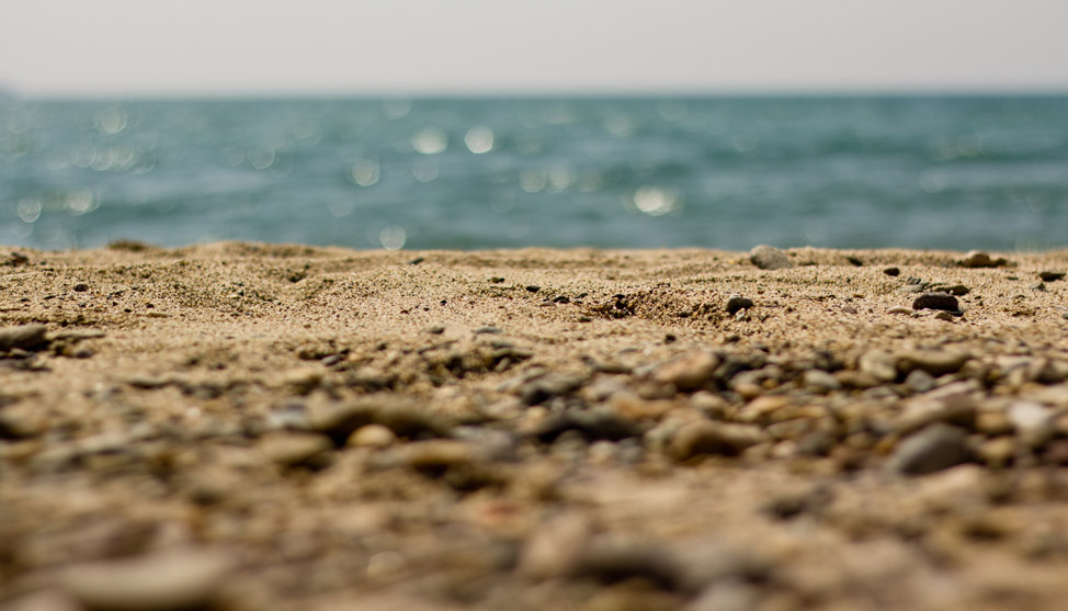 Requirements For A Good Beach Day thumbnail