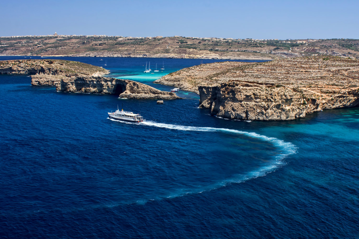 10 Ways to Enjoy The Magical Blue Lagoon Malta (in 2023)