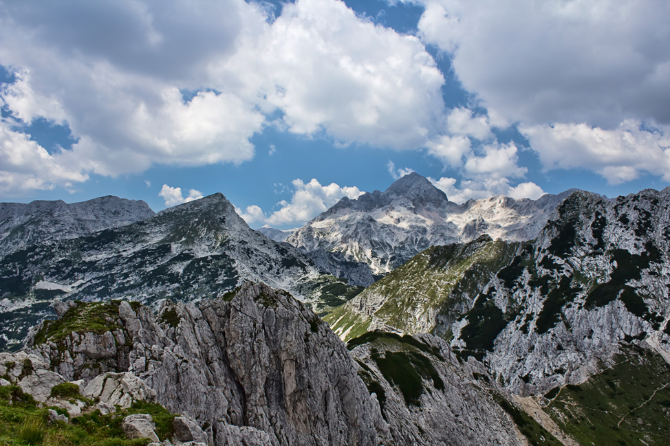 Mountain-Peaks-Slovenia