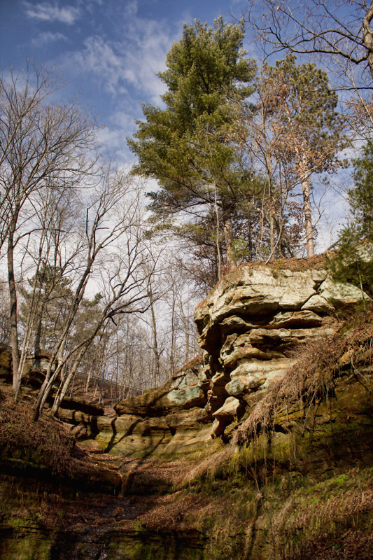 Devils Punchbowl - 533x800