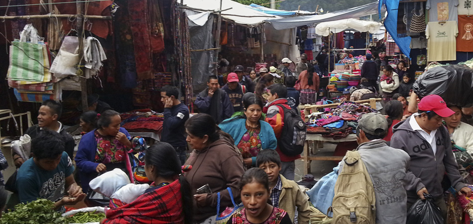 Chichicastanenga Market-feature