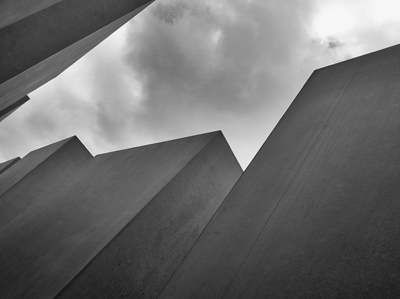 Berlin Holocaust Memorial-005