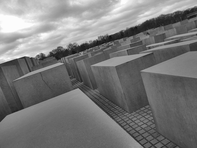 Berlin Holocaust Memorial-006