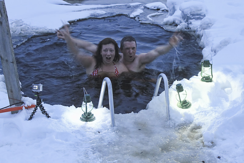 Finland Ice Hole Swimming-004