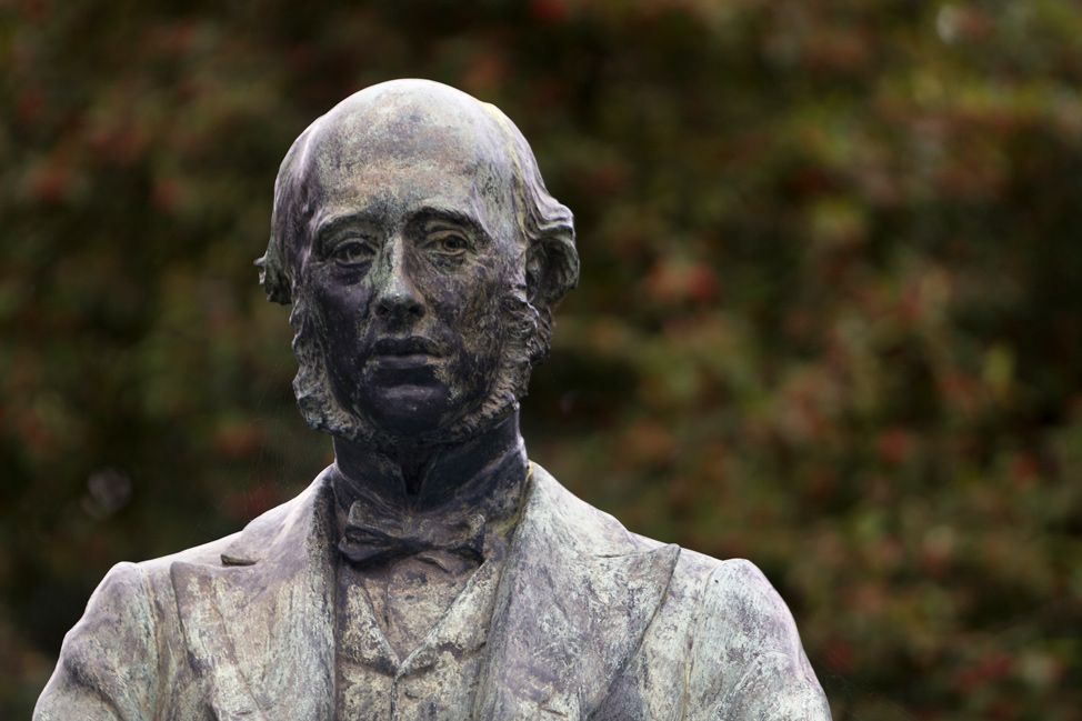 Trinity College Statue