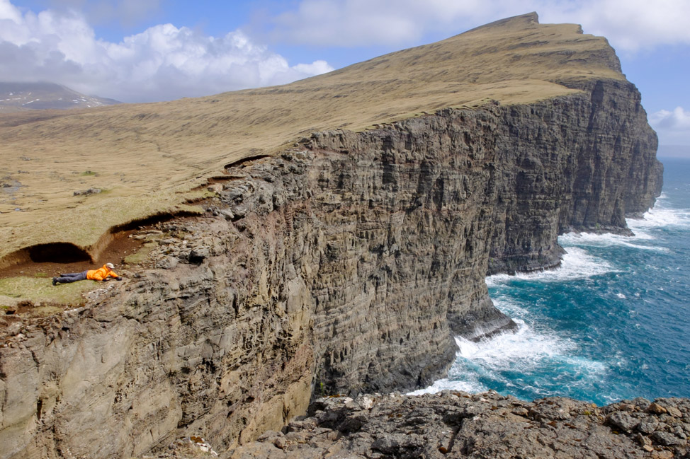 Sørvágsvatn Cliffs