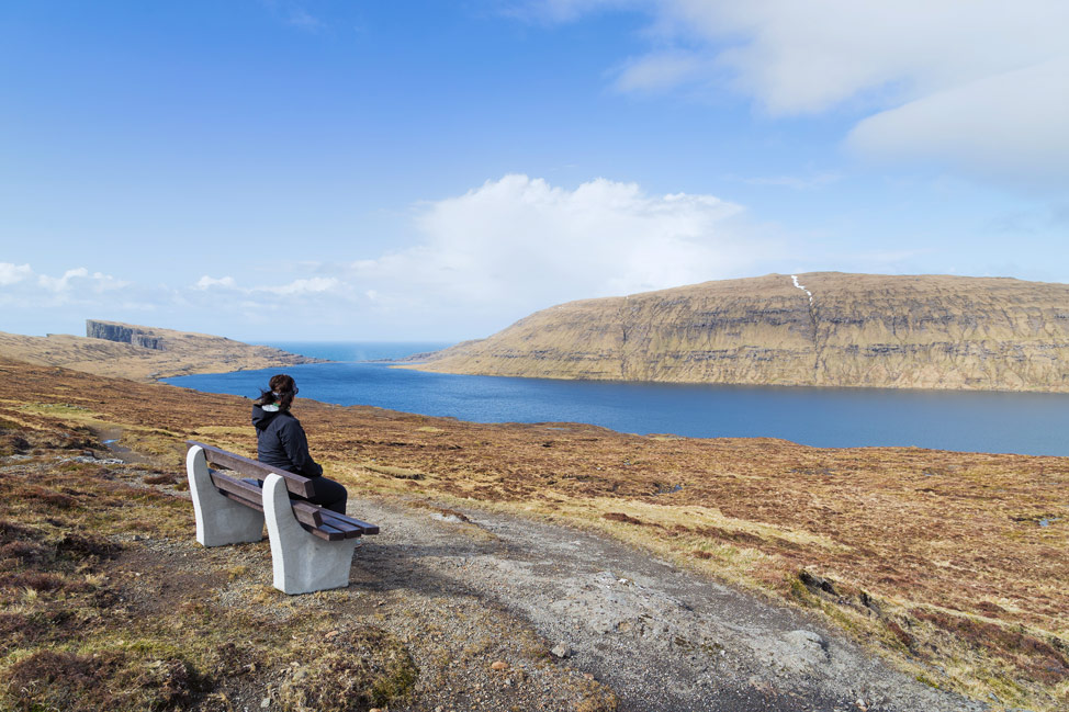 Rest at Sørvágsvatn