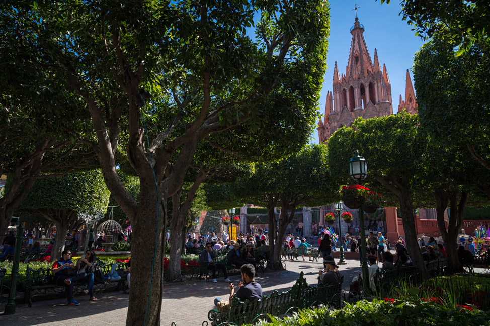 La Parroquia San Miguel de Allende - Parque Centrale