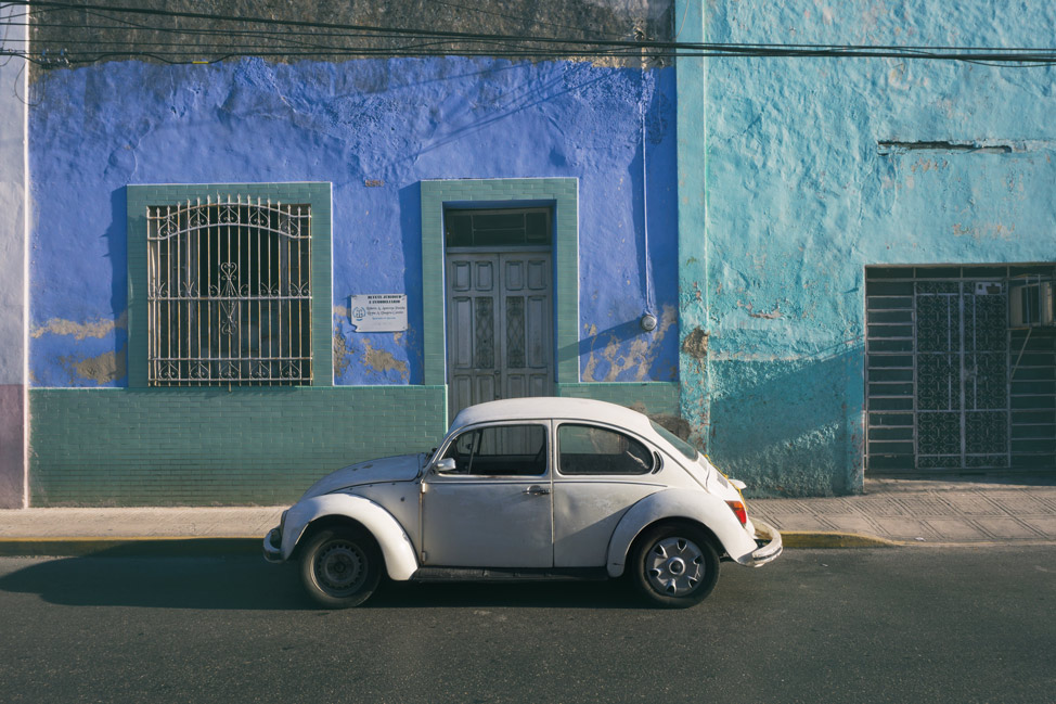 White VW Beetle Mérida