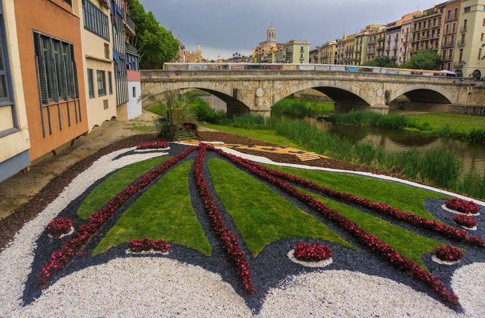 Temps de Flors Throne