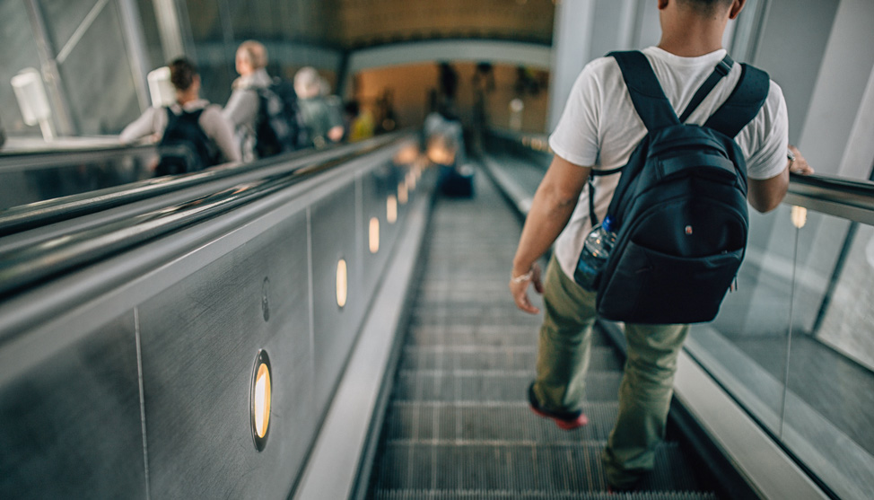 Best Tips for Traveling Carry-On Only thumbnail