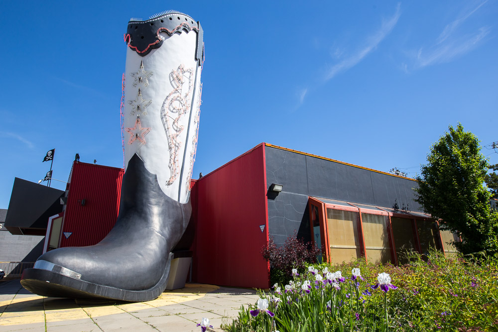 World-Largest-Western Boot-Edmonton