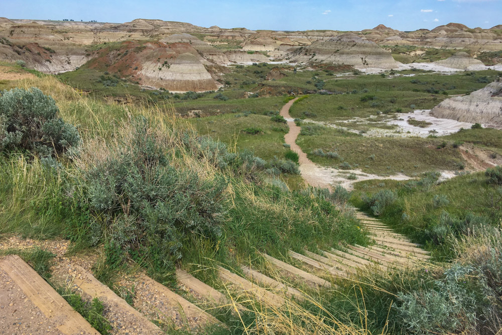 Dinosaur-Provincial-Park-Popular-Hikes