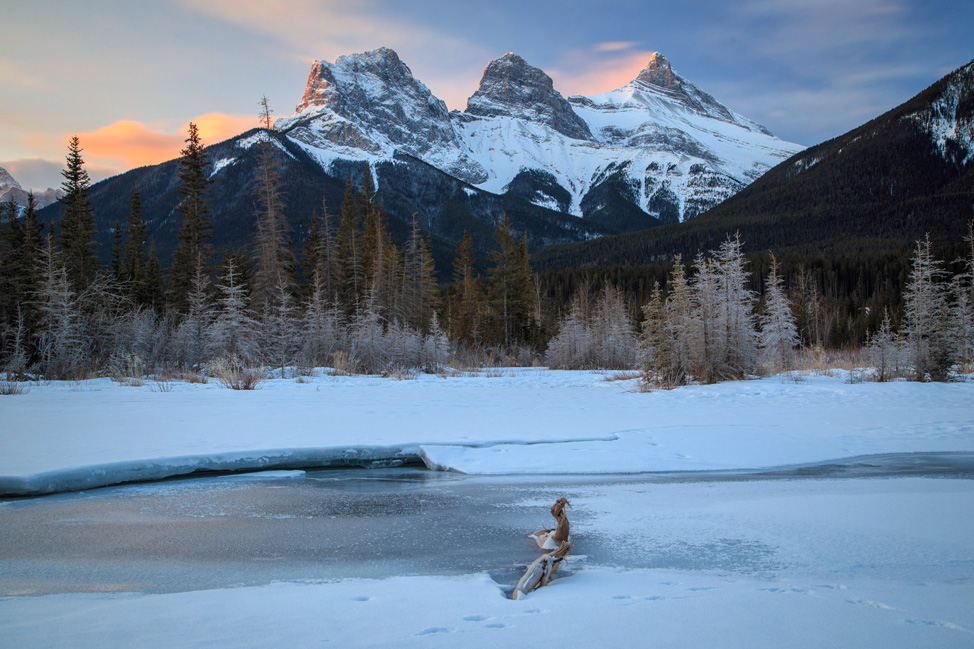 Three-Sisters-Canmore-Alberta