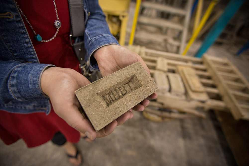 Dalene-Medalta-Brick-Making