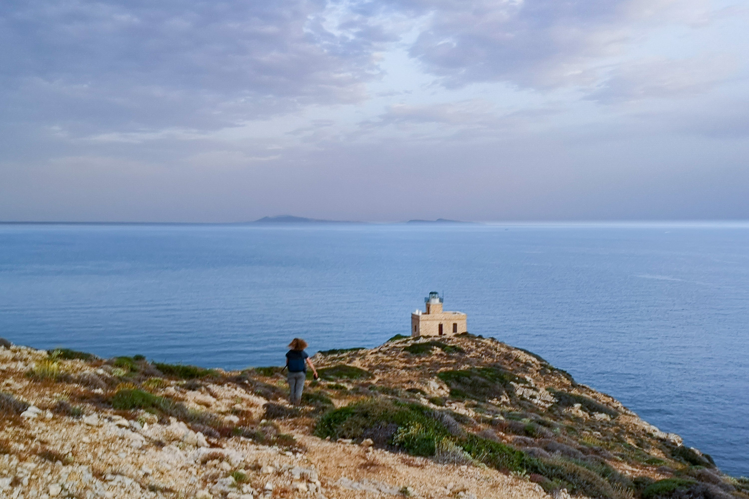 Hike to the Lighthoue Ios Greece